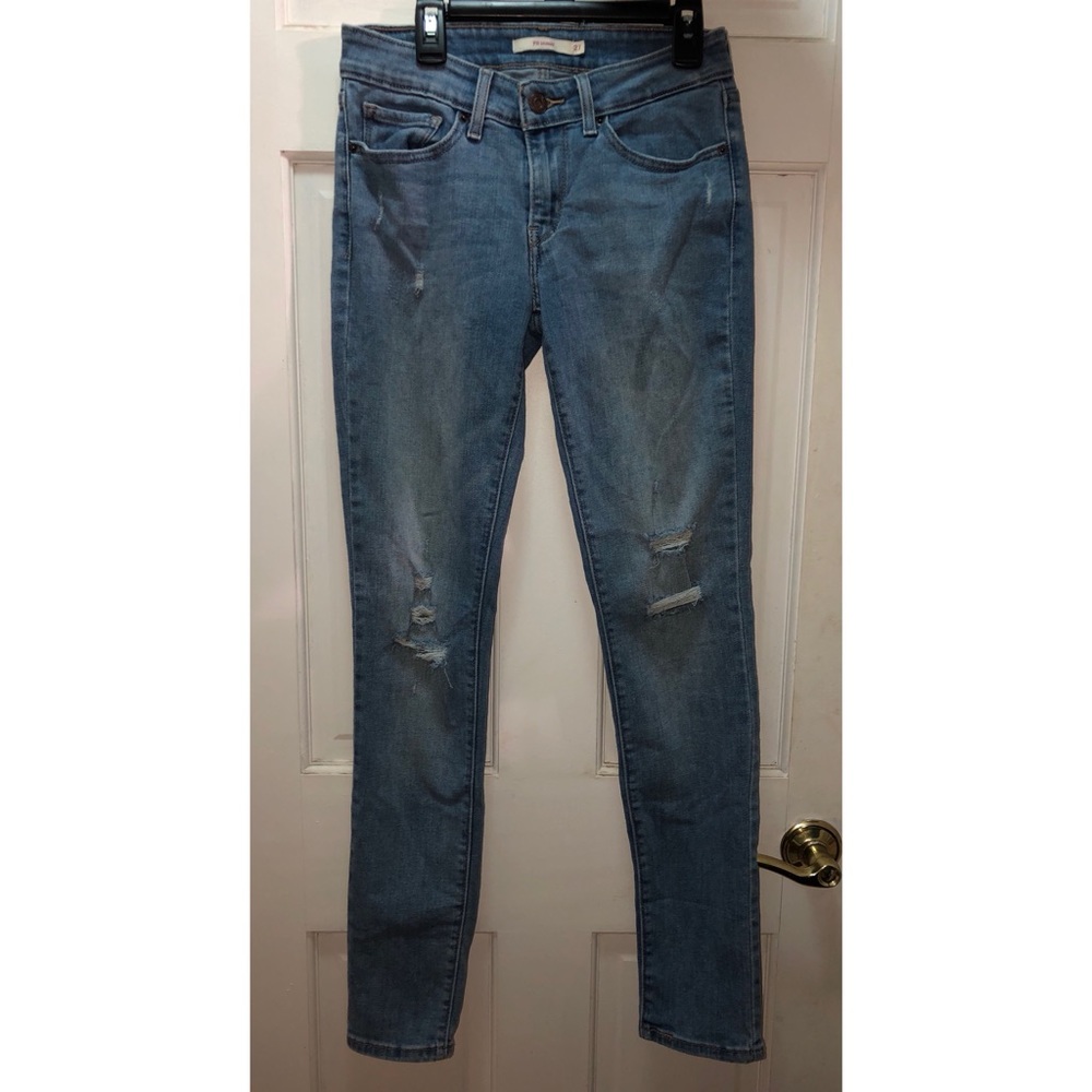 Levi’s 711 Distressed Skinny Jeans 👖♥️